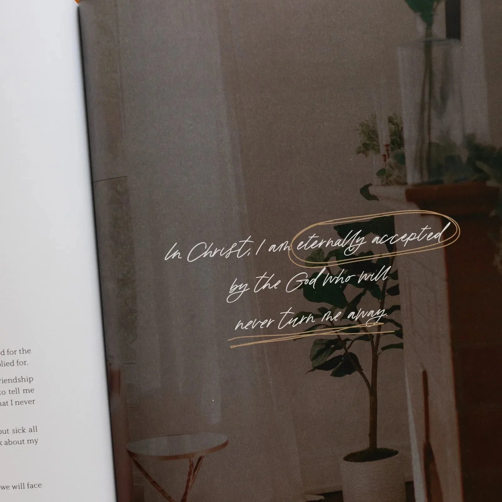 Be Still Magazine | Issue 35 - Image 10