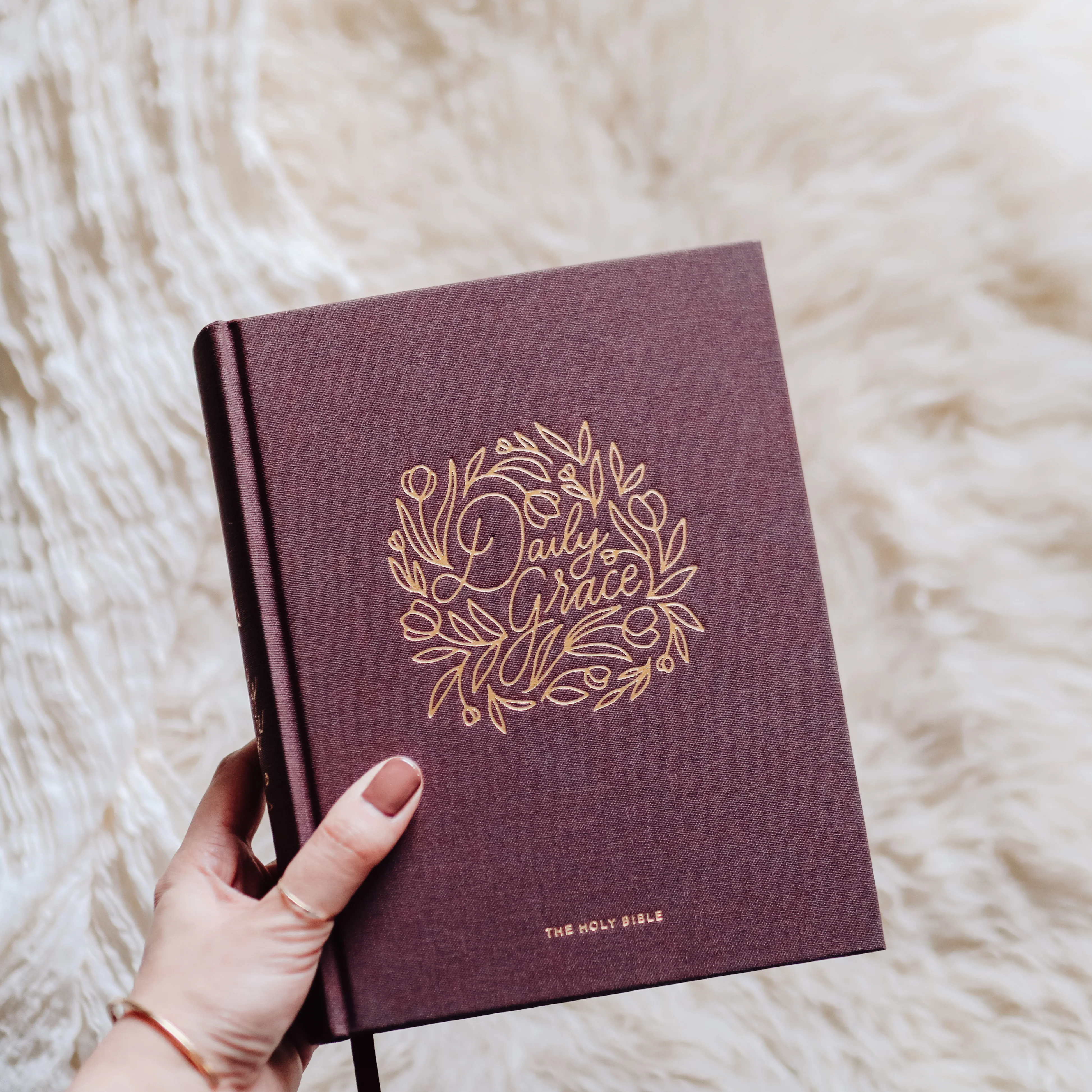 ESV Single Column Journaling Bible - Daily Grace Co.® - Image 4