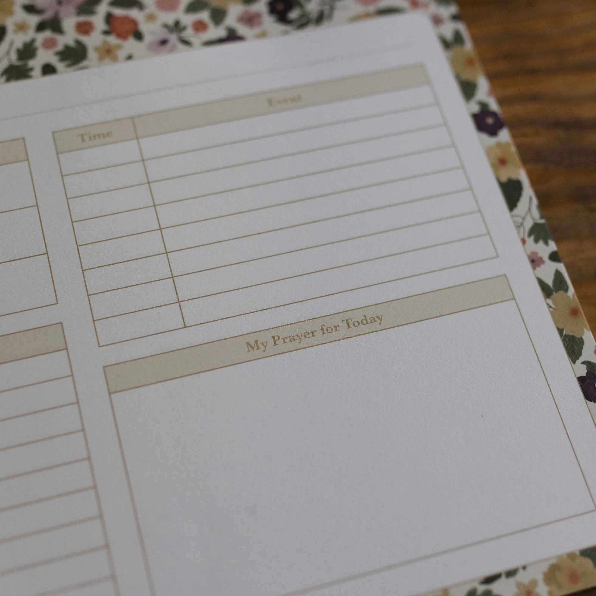 Day by Day Magnolia Floral Notepad - Image 5