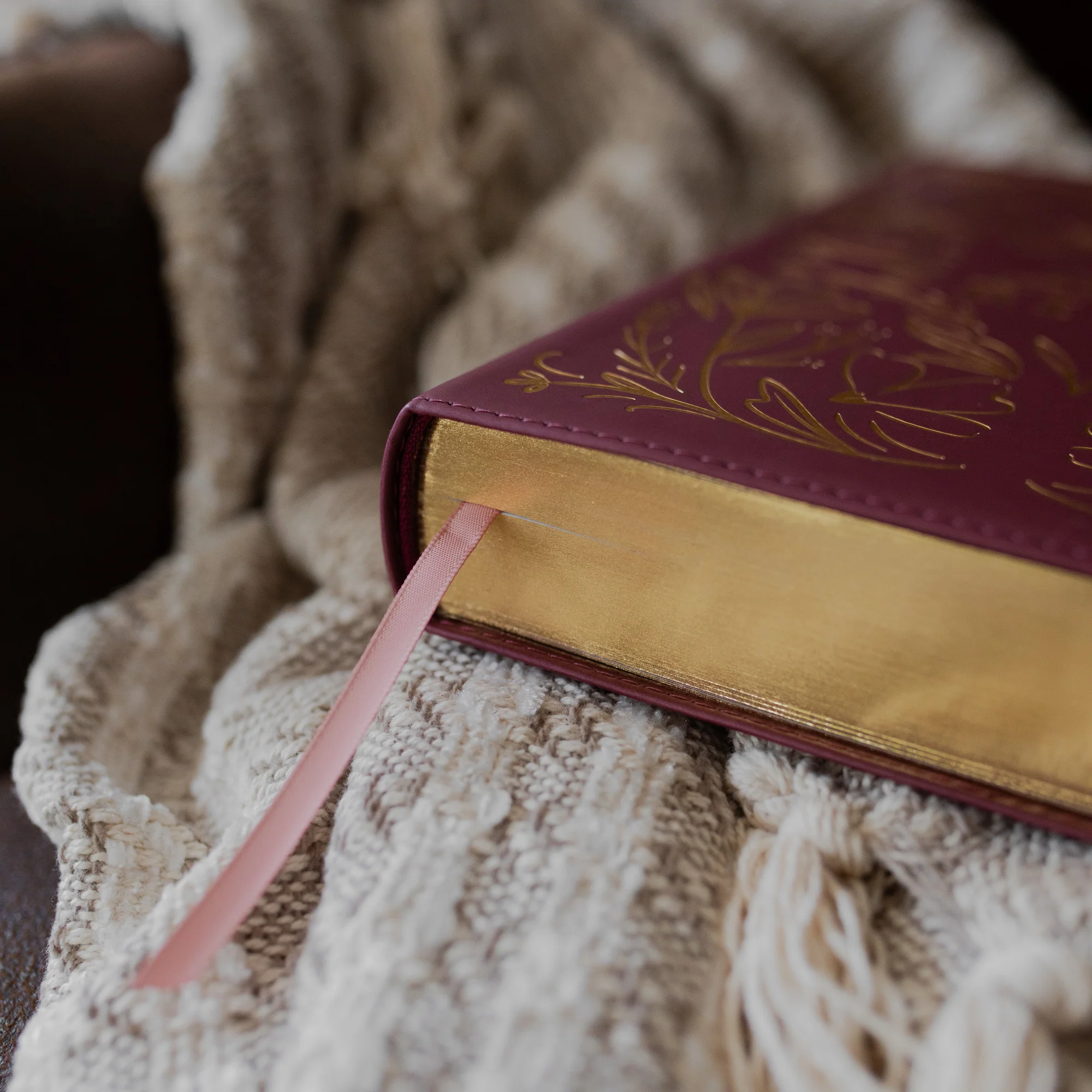 ESV Wide Margin Reference Bible - Psalm 139:5 - Image 7