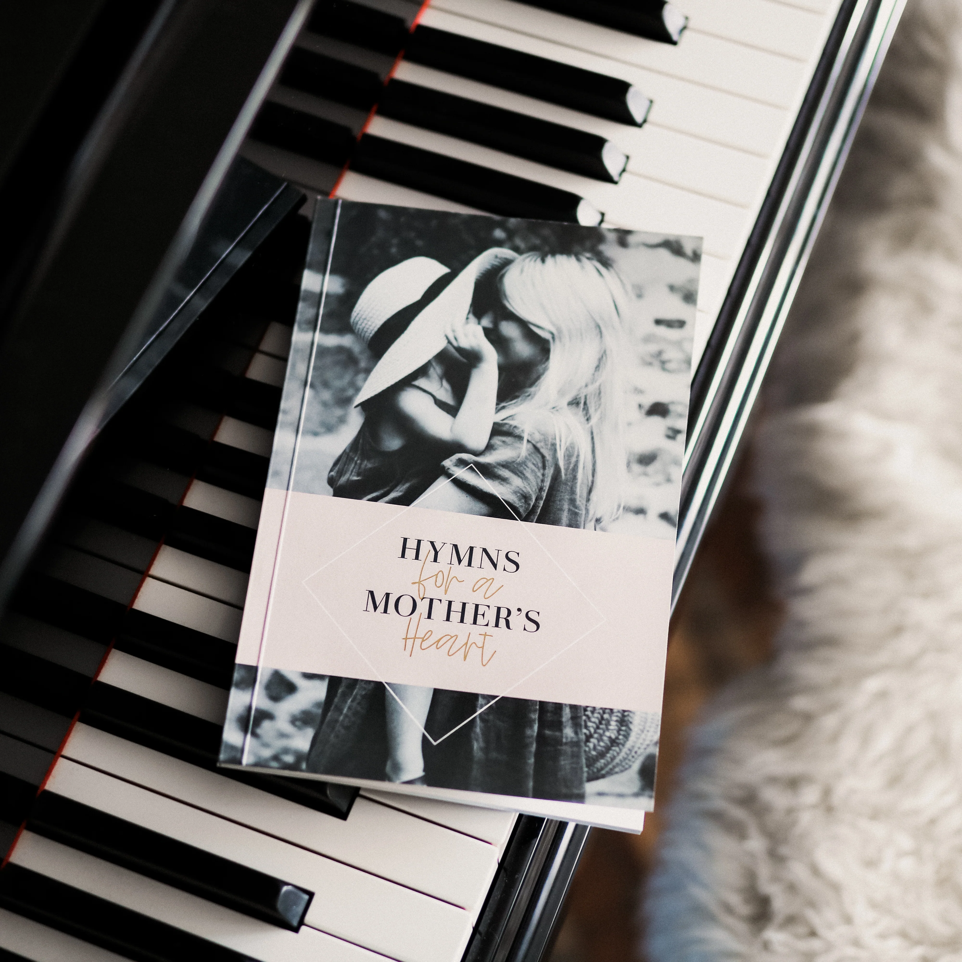 Hymns For A Mother's Heart - Image 6