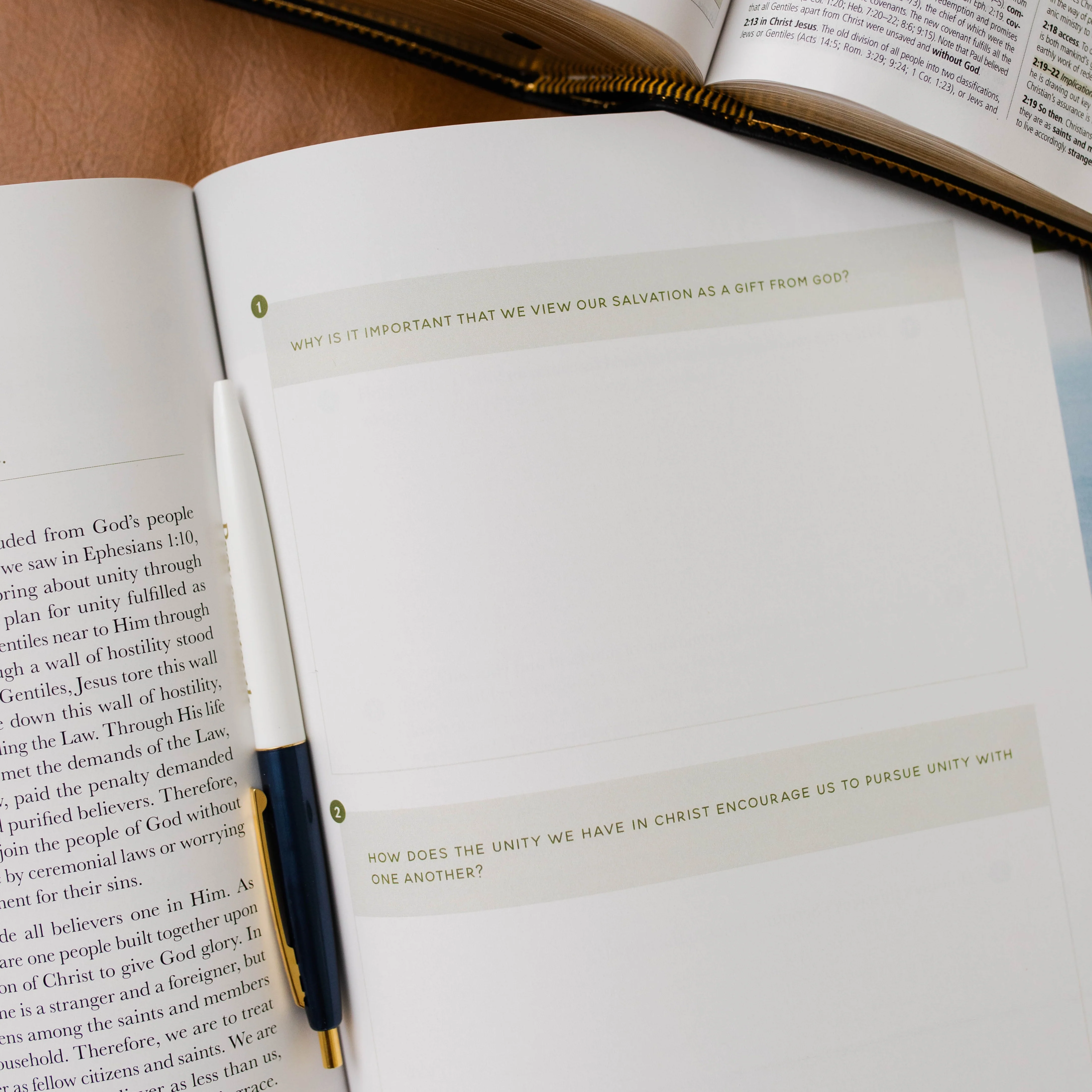 Behold: A Study of the New Testament | Volume 3 | 1 Corinthians - Titus - Men - Image 3